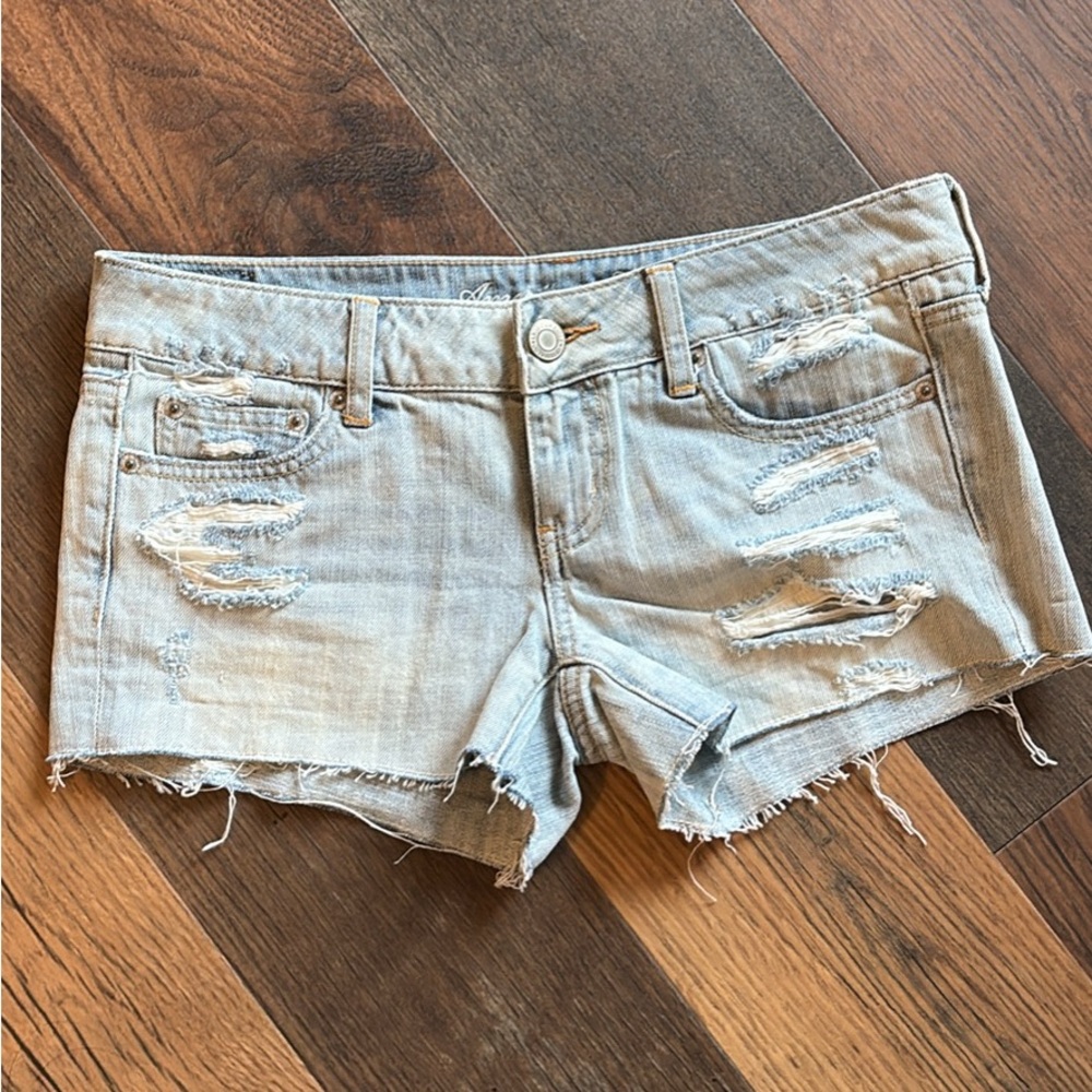 American Eagle Outfitters Blue Jean Shorts Distressed Casual